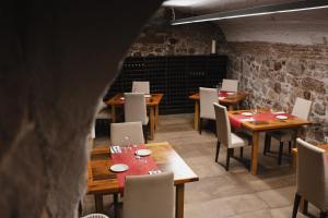 Posezení v ubytování Hotel Rural LATORRIÉN DE ANE