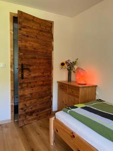 Postel nebo postele na pokoji v ubytování Grünlasmühle