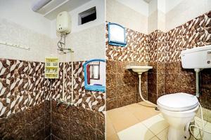 Bagno di SPOT ON Raj Hotel Vip Near Worlds Of Wonder