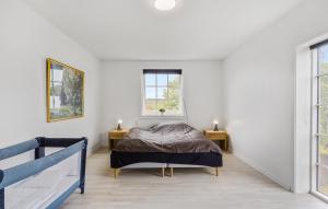 Letto o letti in una camera di Beautiful Apartment In Rudkøbing
