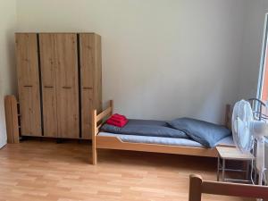 Postel nebo postele na pokoji v ubytování Ferienwohnung am Rhein