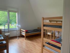 Postel nebo postele na pokoji v ubytování Ferienwohnung am Rhein