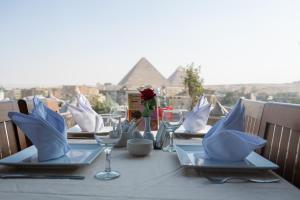 Foto Kairos asuva majutusasutuse Pyramid Front Hotel galeriist