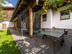 Tenis stołowy w obiekcie Blick zum Mayrhofen lub pobliżu