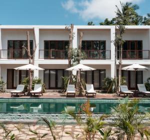 Bazén v ubytování TIKA Lombok nebo v jeho okolí