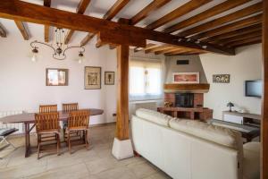 Fotografia z galérie ubytovania Casa con jacuzzi v destinácii Mompía