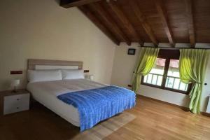 Fotografia z galérie ubytovania Casa con jacuzzi v destinácii Mompía