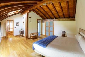 Fotografia z galérie ubytovania Casa con jacuzzi v destinácii Mompía