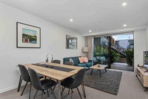 Χώρος καθιστικού στο Central Location New Luxury Secure Park 3 Mins CBD