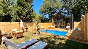 Bazén v ubytování THEA Sapanca Bungalov nebo v jeho okolí