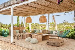 En have udenfor Villa Charming House