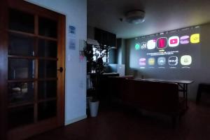 TV a/nebo společenská místnost v ubytování 立石5丁目m202