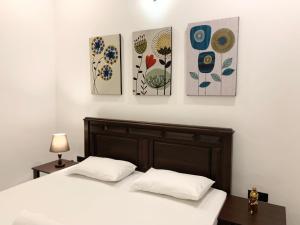 Voodi või voodid majutusasutuse Leena Holiday Home toas