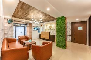 Kuchyň nebo kuchyňský kout v ubytování Metropolis Business Hotel