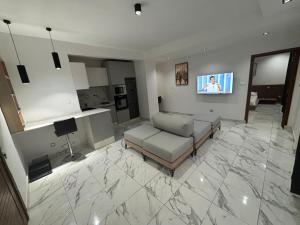 Kuchyň nebo kuchyňský kout v ubytování Loft Cosy Mermoz LPK0A Wifi HD + 17 fotografií