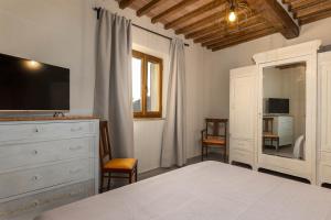 Μια τηλεόραση ή/και κέντρο ψυχαγωγίας στο Casa Costarella - San Gimignano