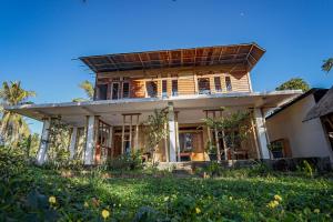Rinjani Eco Villa Senaru外面的花园