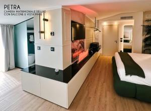 Postel nebo postele na pokoji v ubytování Amamare Luxury Room