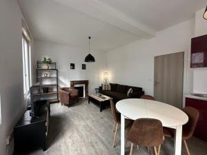 Fotografia z galérie ubytovania Santiago - Appartement centre-ville v destinácii Reims