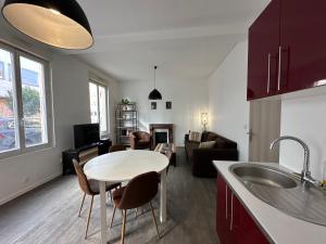 Fotografia z galérie ubytovania Santiago - Appartement centre-ville v destinácii Reims