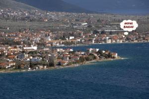 Foto da galeria de Hotel Ballas em Agria