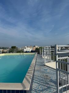 Augustus Hotel Riccione内部或周边的泳池