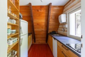 Kuchyň nebo kuchyňský kout v ubytování Pet-Friendly - Planinska Vikendica Međurečje