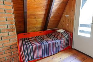 Postel nebo postele na pokoji v ubytování Pet-Friendly - Planinska Vikendica Međurečje
