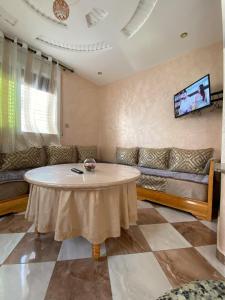 Posezení v ubytování Appartement Mus saidia 1