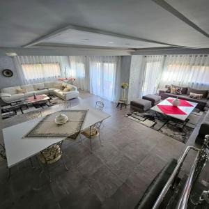 Χώρος καθιστικού στο Villa Ino