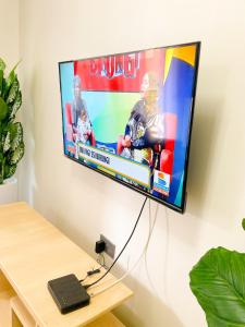 Φωτογραφία από το άλμπουμ του Cozy Residence III 2bedroom Apartment near Speke Resort στην Καμπάλα