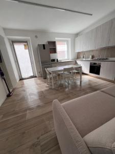 Kuchyň nebo kuchyňský kout v ubytování AP House