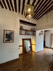 Dapur atau dapur kecil di Stone Town House