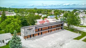Gallery image of Manitoulin Motel in Little Current