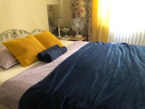 Gallery image of Sharm Sweet Studio City Center Kamppi 49 Kalevankatu in Helsinki +41 photos