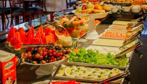 Comida no hotel ou em algum lugar perto