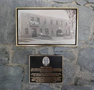 Φωτογραφία από το άλμπουμ του Sonoma Valley Private Suite at Historic Stonehouse! σε Santa Rosa