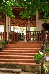 Εστιατόριο ή άλλο μέρος για φαγητό στο Banyan Beach Cottage SRI LANKA +22 φωτογραφίες