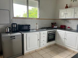 Cucina o angolo cottura di Le jardin des B-joux