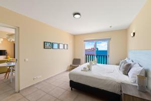 Fotografie z fotogalerie ubytování Heerlijk appartement met prachtig uitzicht op zee! v destinaci Jan Thiel