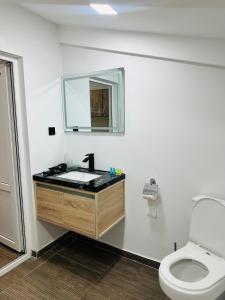 Vannituba majutusasutuses Family Hotel - White House Racha