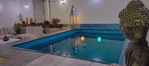 Bazén v ubytování Villa Yandre Garden House - Ayamonte nebo v jeho okolí