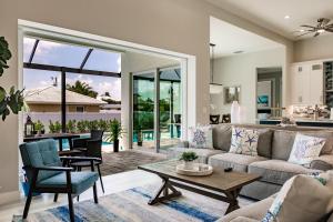 Χώρος καθιστικού στο 382 Marco