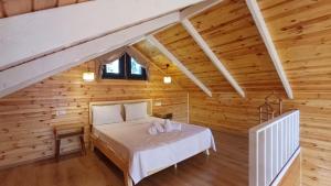 Postel nebo postele na pokoji v ubytování THEA Sapanca Bungalov + 25 fotografií