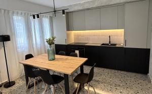 Køkken eller tekøkken på Gandia Design Suites