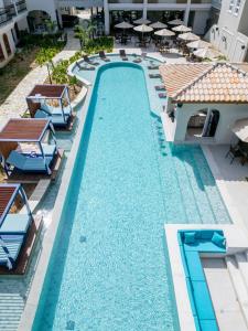 A piscina localizada em Resende Imperial Hotel & Spa ou nos arredores