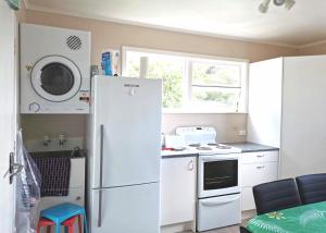 Kuchyň nebo kuchyňský kout v ubytování Bridge & Birds + 11 fotografií