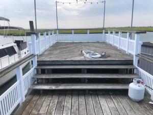 Balkón nebo terasa v ubytování Floating lodge