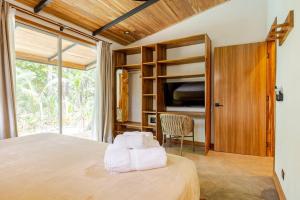 Кровать или кровати в номере Casa PlayaAzul, walk to the beach, 3 rooms +37 фотографий