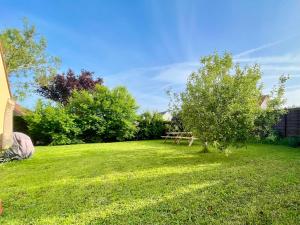 Jardin de l'établissement Vacation home in Etaples - near to Le Touquet